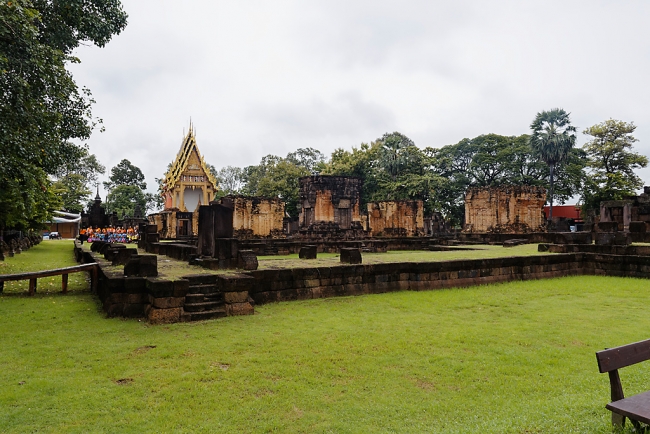 Prasat Sa Kamphaeng Yai-015